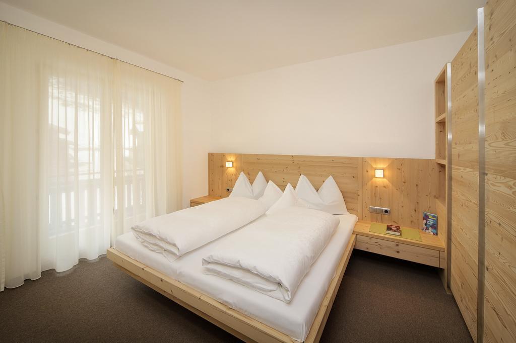Hotel Ultnerhof Santa Gertrude Room photo